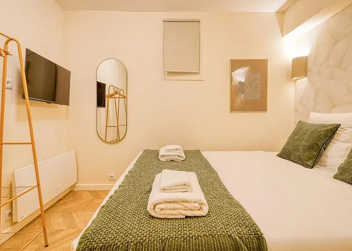 Appartement Chic 2br For 6 Guests In Paris Saint-Mandé